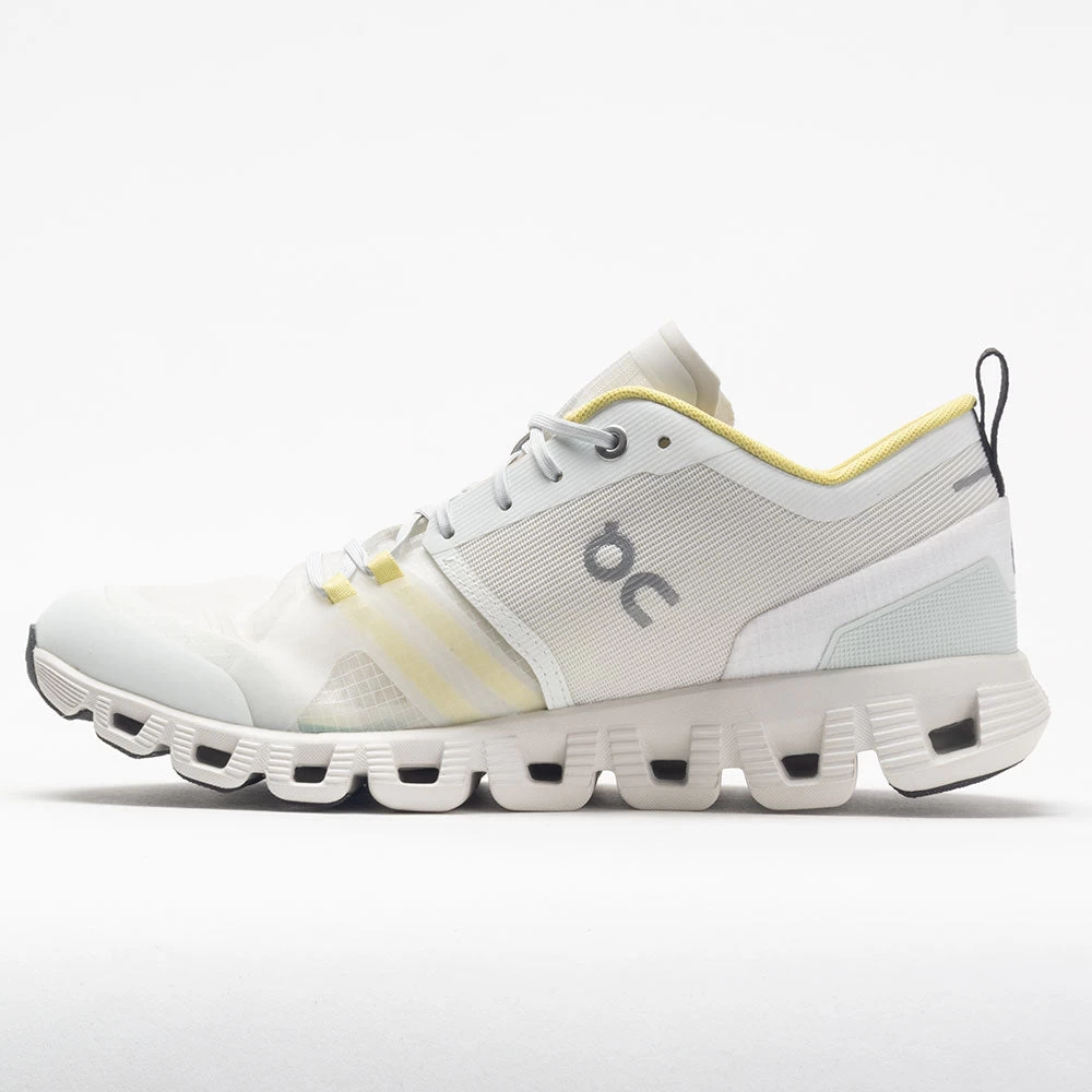 On Running On Cloud X Shift Women's Vapor/Acacia 4 On Running On Cloud X Shift Women's Vapor/Acacia - Image 2