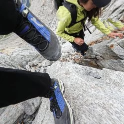 On Running Cloudalpine Waterproof Hiking Boot - Men's -On Running COBLIM D9